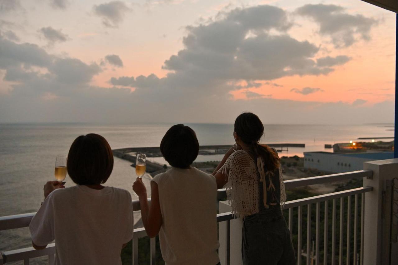 アパート Daily & Weekly Blue Ocean Ishigaki